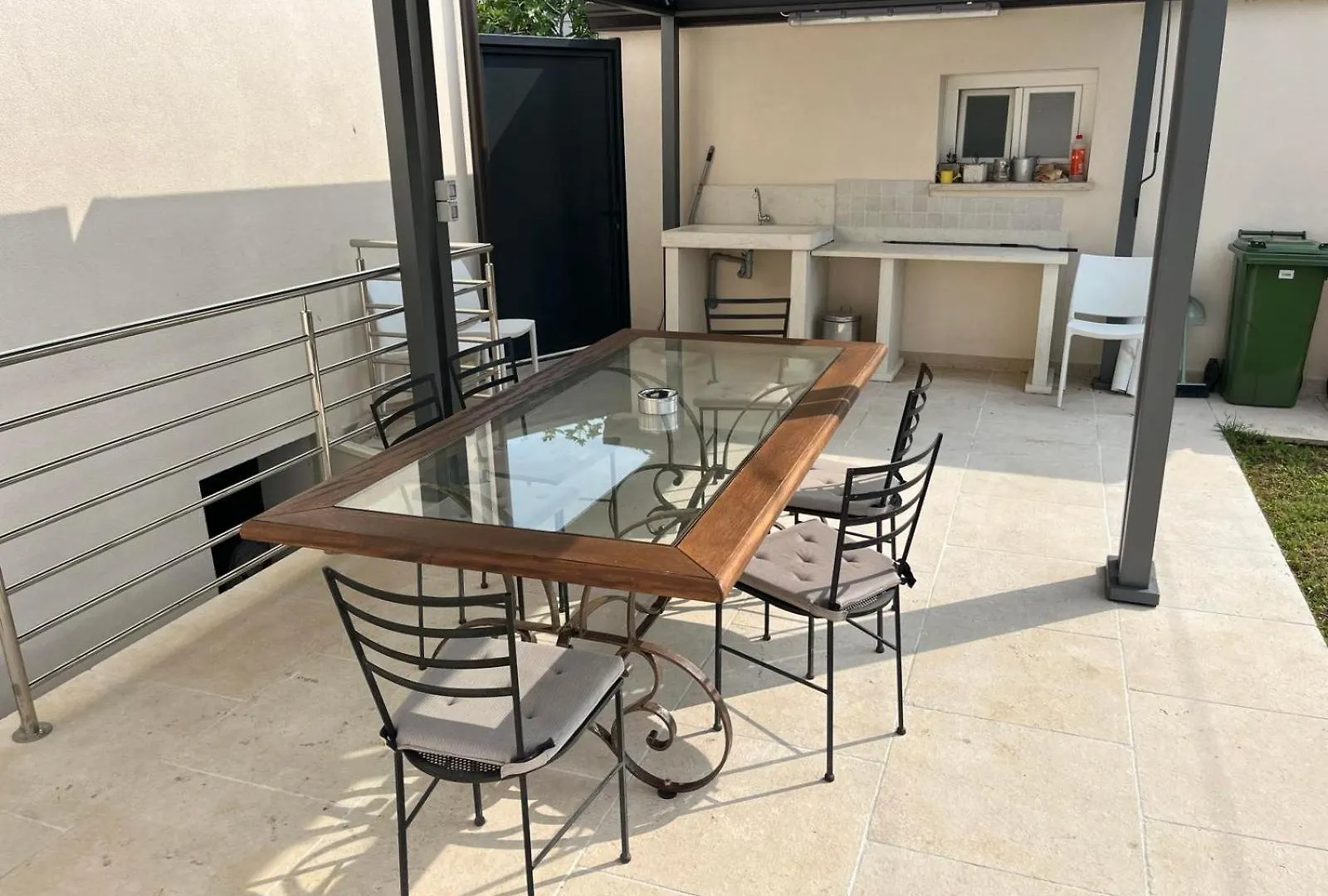אומאג Apartman Lana קרואטיה